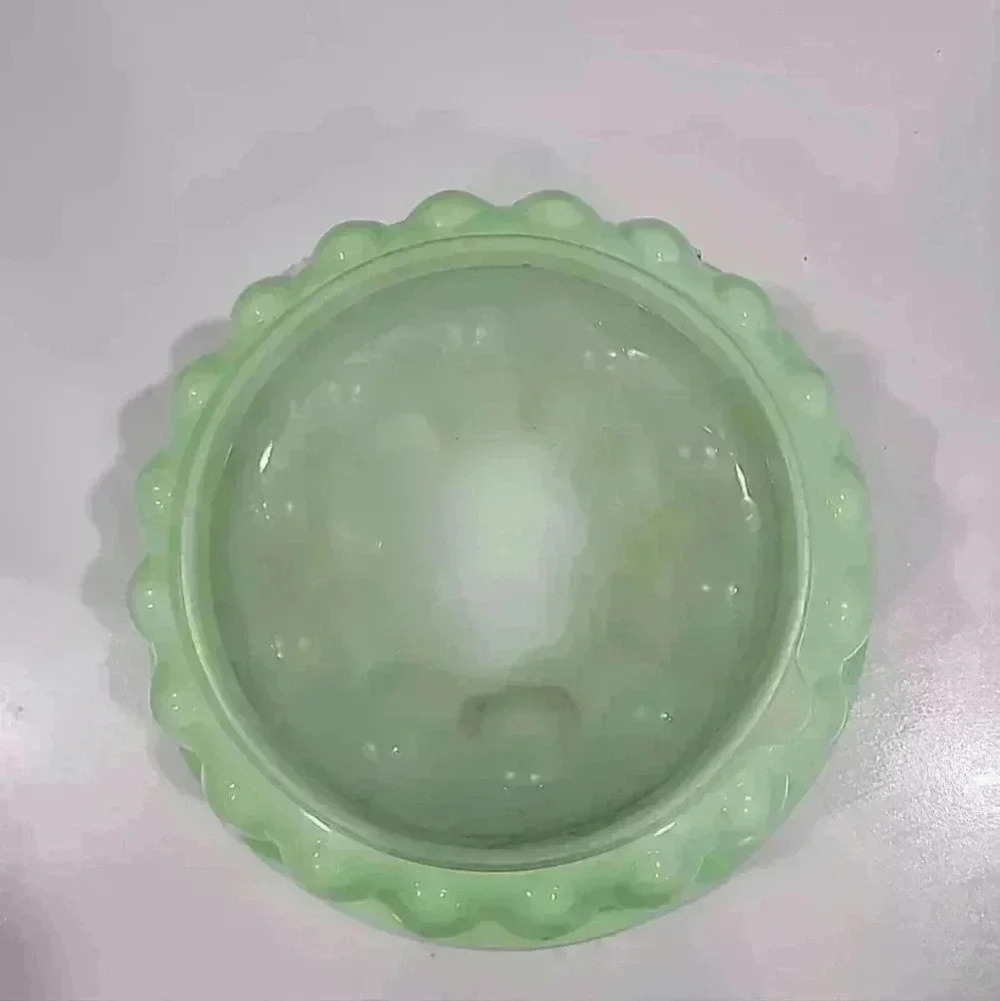 Tupperware Vintage Jello Mold with Lid - Mint Green - 1201-11, 1202-4, 1203-6 - Picture 2 of 6